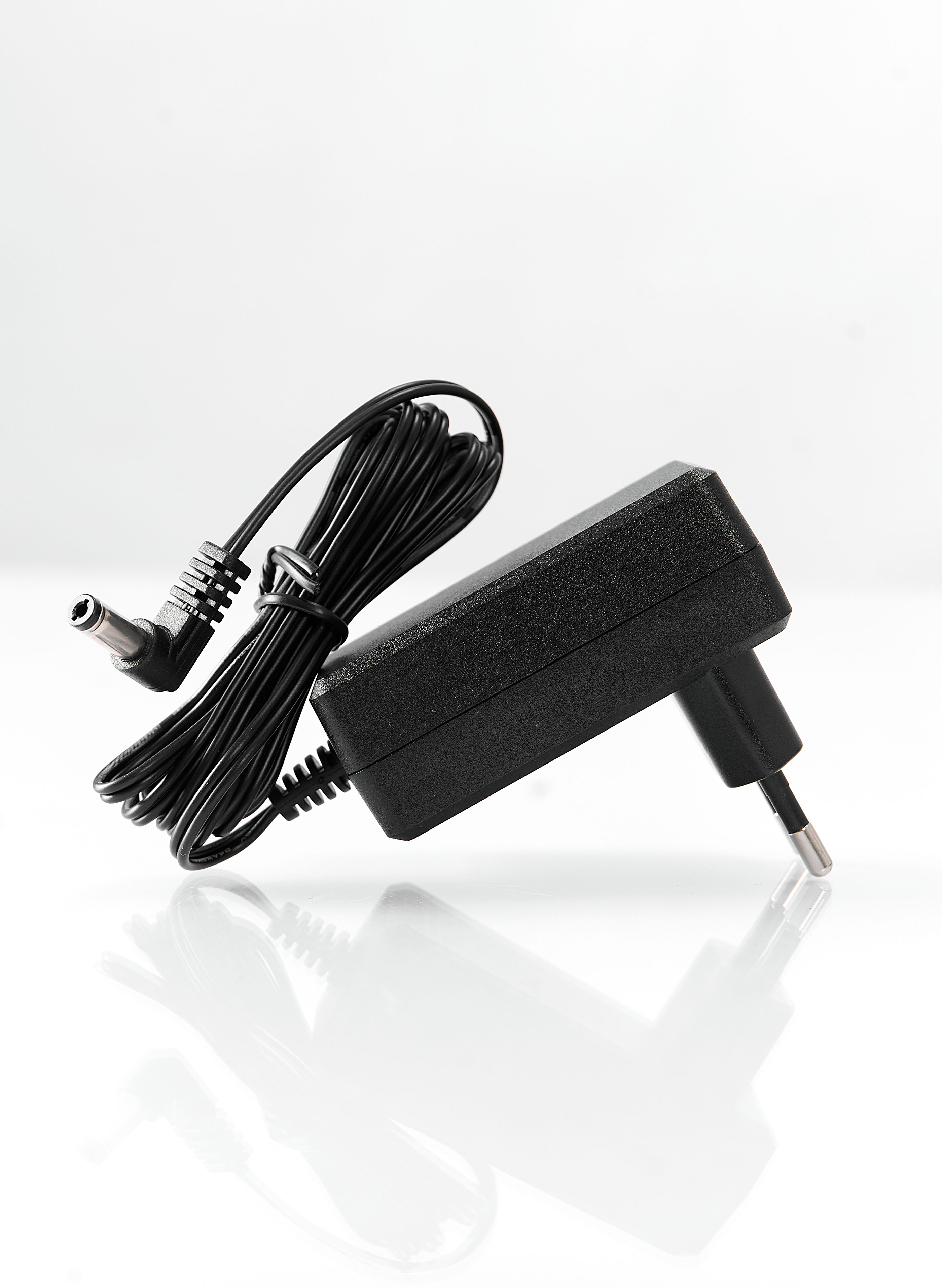 Коричневый адаптер питания redkey w15 